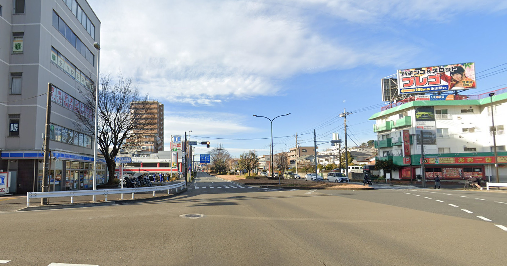 東京都多摩市_2車線道路